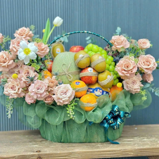 Giỏ Qu&agrave; Tr&aacute;i C&acirc;y V&agrave; Hoa 7