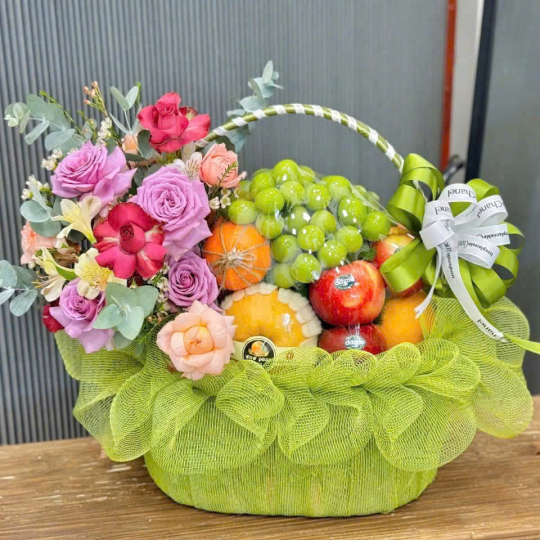 Giỏ Qu&agrave; Tr&aacute;i C&acirc;y V&agrave; Hoa 12