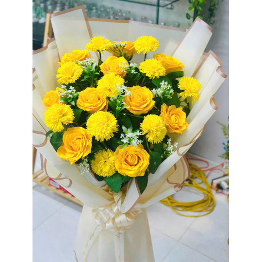 Hoa v&agrave;ng 15 
