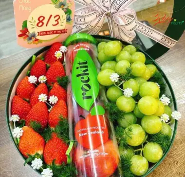 Hộp tr&ograve;n tr&aacute;i c&acirc;y mix